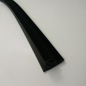 44 Уплотнитель стекла двери (перед.) внутр. 2109,2115 БРТ