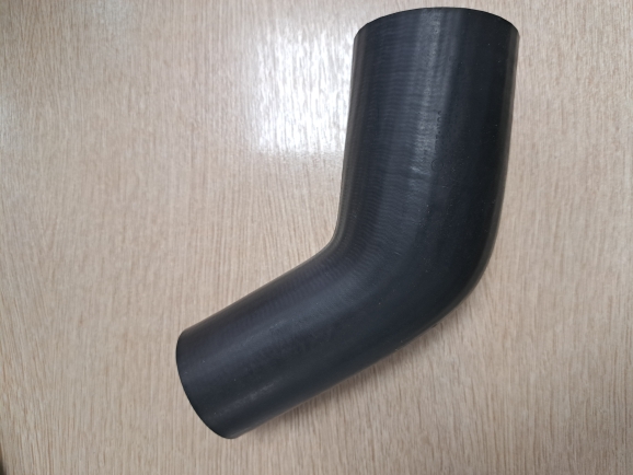 Патрубок ПАЗ-3204 ЯМЗ-5342 Е-4 угловой Darwin Plus 