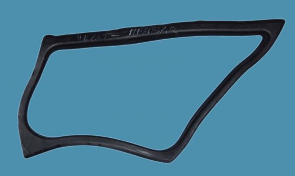 44 Уплотнитель стекла форточки ГАЗель NEXT правый