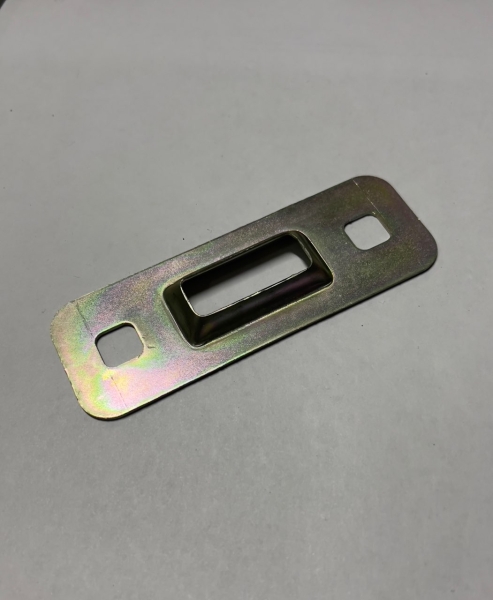 Ловитель двери задка Соб-ль Баргуз-н (направляющая)