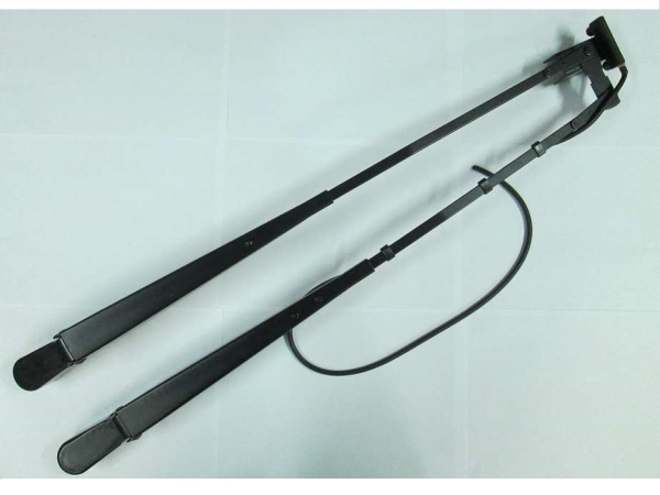 Рычаг щетки стеклоочистителя ПАЗ-3204 правый 750 мм