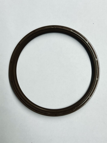 Сальник 2.2-110х125х12/14 с пружиной, вала коленчатого задний лев. / ISF 2.8 (VITON)Фторкаучук 18093