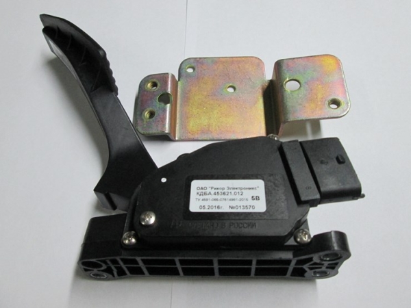 44 Модуль педали акселератора  ГАЗель ЗМЗ-40524, 40525 Евро-3, УМЗ-42164, Евро-4