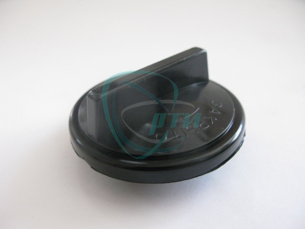 44 Крышка маслозаливной горловины ЗМЗ 406 (черная)