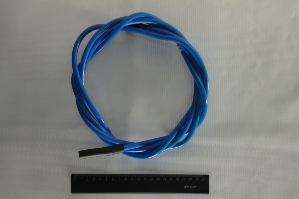 Трубка топл. полиамид. Г-ль Е3 (3006мм) дв.ЗМЗ паропровода средняя