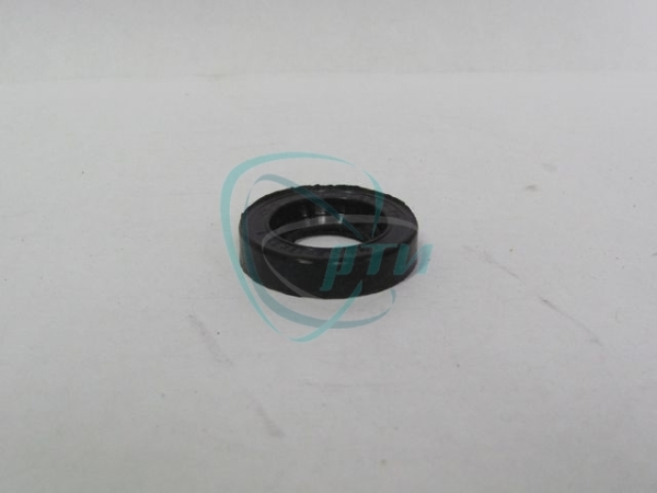 44 Сальник водяного насоса в сб. 1,2-17х32