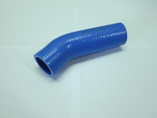 Патрубок ПАЗ-3205 ММЗ-245 "GRS" угловой Сербия