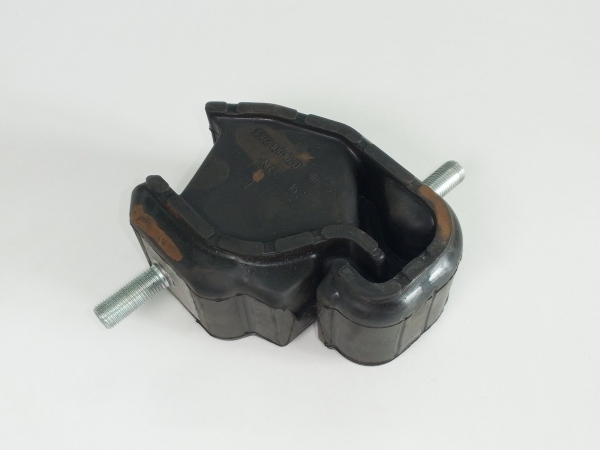 Подушка двигателя (подвески) передняя Г-ль УМЗ-4216, Вал-й Cummins .0315743А / 3302.1001020 Г