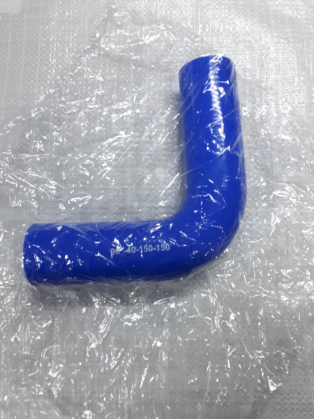 Патрубок радиатора угловой 40х40х150/150 силикон CARUM