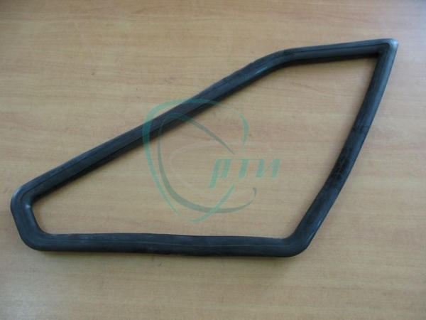 44 Уплотнитель стекла (боковины) 2109 правый БРТ