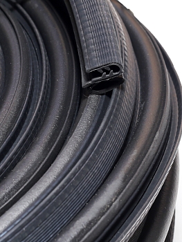 Уплотнитель проема двери ПАЗ (водителя), 2101, МАЗ, УАЗ Уралэластотехника