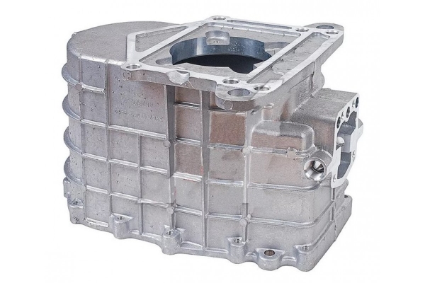 Картер КПП ГАЗ-3308, 33081, 33096, 3310 Валдай передний под фиксаторы Cummins, ММЗ-245, ЯМЗ-53