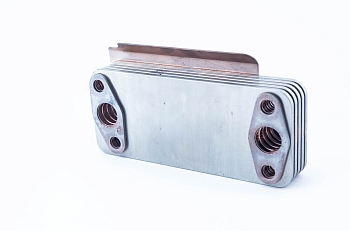 Теплообменик (маслоохладитель) ISF 3.8