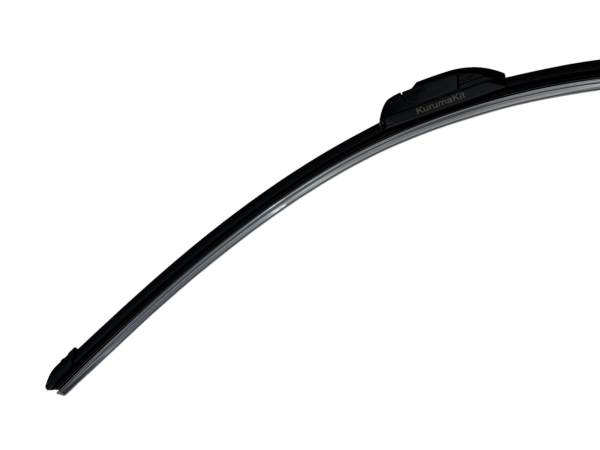 Щетка стеклоочистителя бескаркасная 28/700mm  крепление HOOK крючок KURUMAKIT