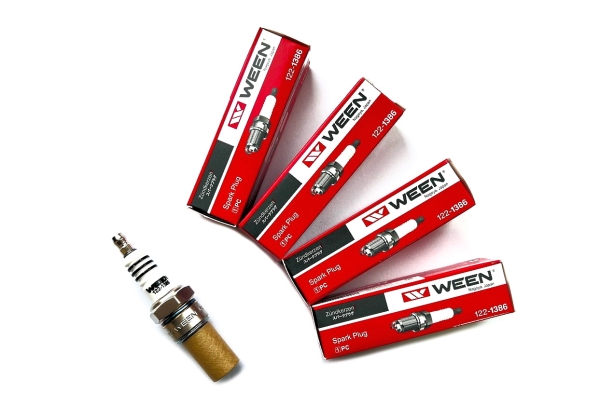 44 Свеча зажигания дв. 405, 406, 409 (к-т 4 шт./коробка) WEEN