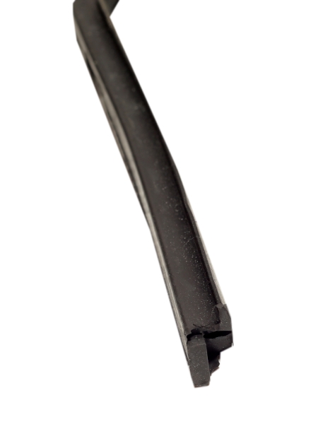 Уплотнитель стекла (неподв.) правый Г-3110 ЯРТИ