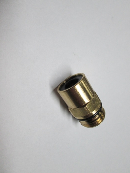 Фитинг металл.  8-М16х1,5 (прямой) 