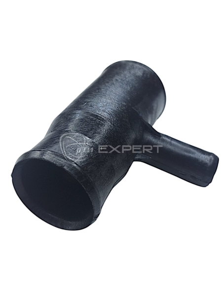 Патрубок радиатора пластмасс.(чайник) Г-ль