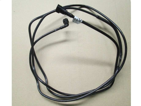 Трубка топл. полиамид. 31105 Е2 (3410мм) дв. ЗМЗ от ФТОТ