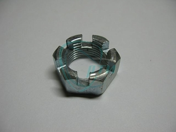 Гайка М20х1,5 крепления хвостовика Волга, ГАЗель (корон.)