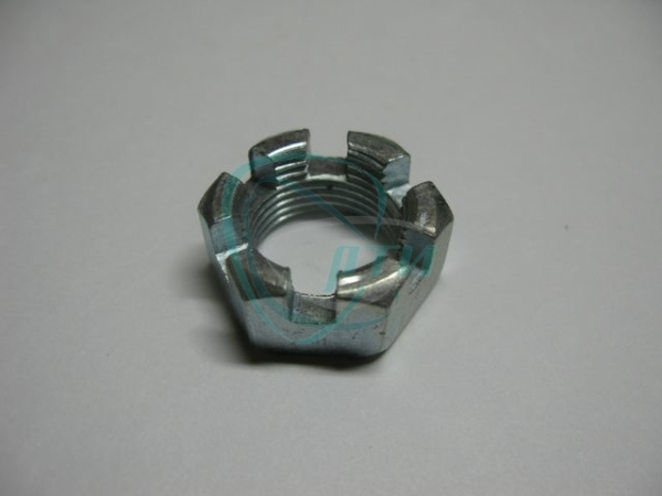 Гайка М20х1,5 крепления хвостовика Волга, ГАЗель (корон.)