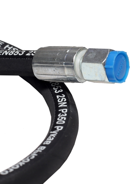 Шланг РВД d-8 L-1050 (г-19 М16х1,5) Балаково