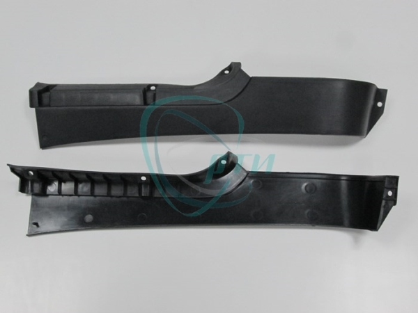 44 Накладка порога дверн.проема ГАЗель 3302 (черн.)