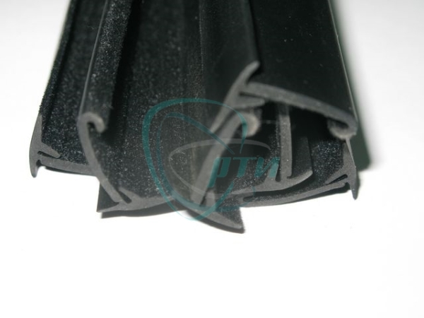 44 Уплотнитель стекла (опускного) "реснички"Волга БРТ