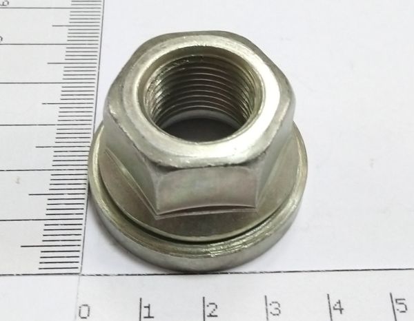 Гайка крепления колеса ГАЗель с шайбой.BULTEN