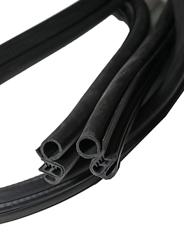 Уплотнитель проема двери Г-3110 зад. Уралэластотехника