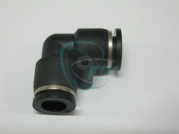 Фитинг трубки ПВХ 8 мм (угловой)