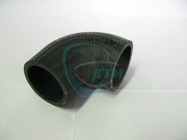 Патрубок подводящий масляного радиатора дв.Штайер БРТ