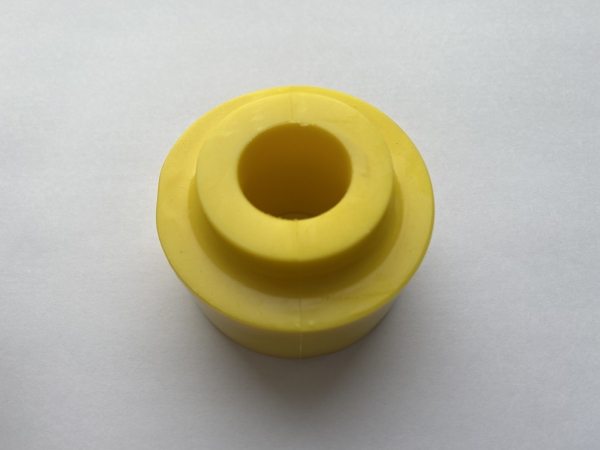 Втулка опорная продольной штанги (ж)                                                                