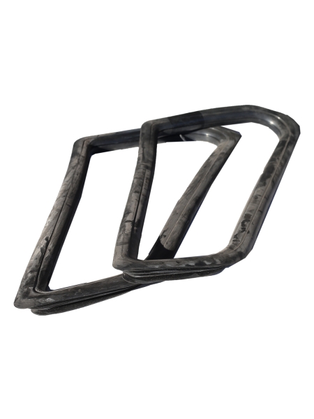 Уплотнитель стекла (боковины) 21099 правый БРТ