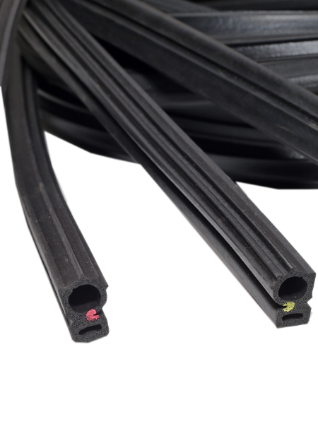 Уплотнитель двери (мягкий) 2ж+2к В-га Уралэластотехника