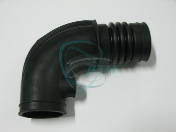 44 Патрубок воздушного фильтра ВАЗ-2123 (к дросселю) БРТ