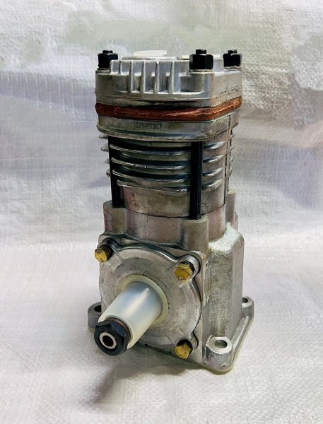 Компрессор ПАЗ дв.ЗМЗ-523 (1-цилиндровый) возд. охлаж. без шкива 135л/мин.